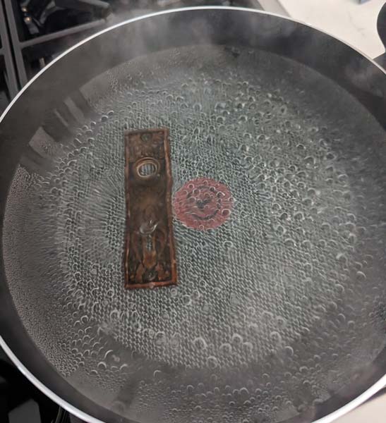 Boiling vinegar